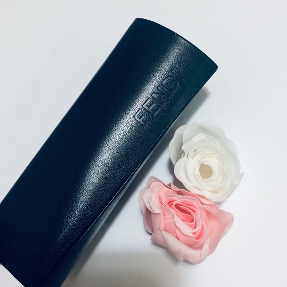 FENDI Twist Eyeglass Case - Picture 3 of 14